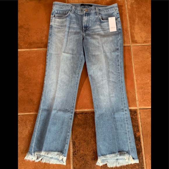 Fun Cute J Brand Selena Valley Raw Hem Capri NWT - Picture 9 of 15